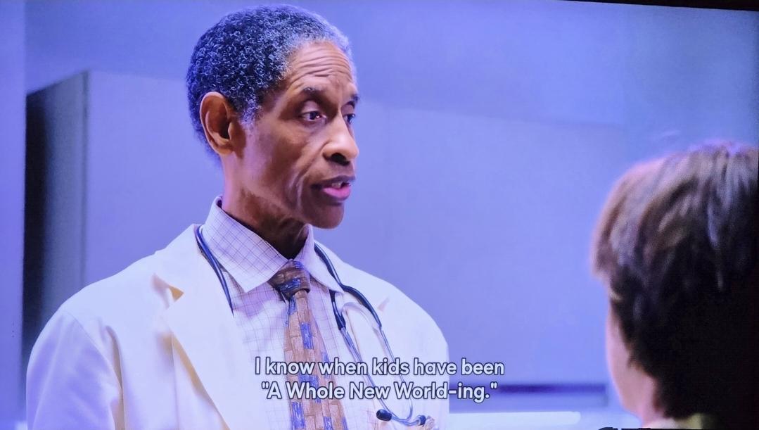 Tim Russ as an ER doctor on #Ted is speaking to John and his date who are dressed like Aladdin and his girlfriend. He says: I know when kids have been "A Whole New World-ing."