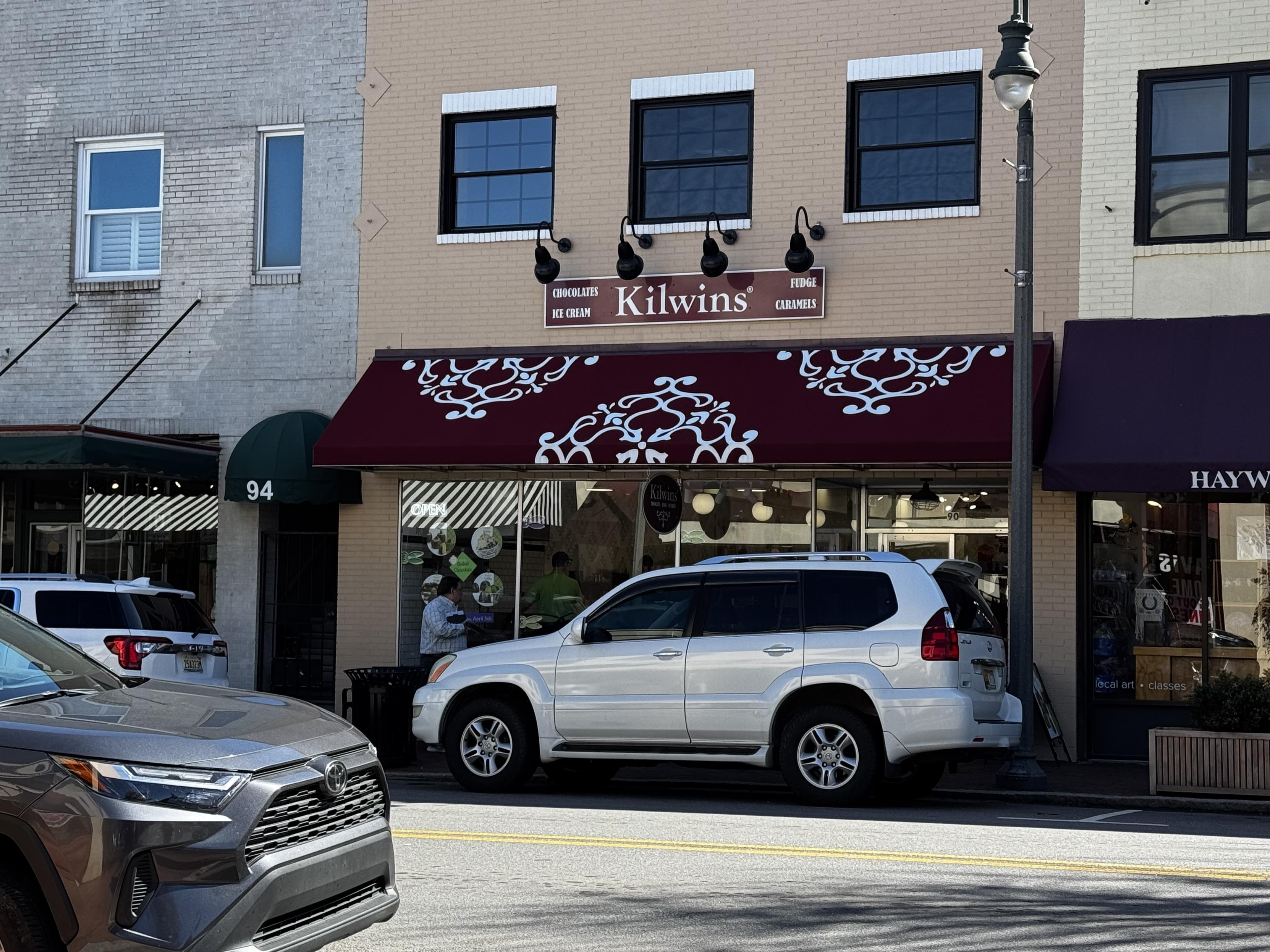 A Kilwin's chocolate/icecream shop in a row of buildings on a narrowish commercial street.  Someone is a big fan of their peach ice cream, but we didn't go in today, as lunch elsewhere was still ahead.

This the second one of these stores we've been past recently, and their largest advertisements outside have been for "Dubai chocolates" which I had to look up.  Wondering if that is going to change now, with what is happening in the Gulf.